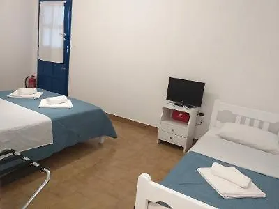 Saint Anargyroi Casa de Férias